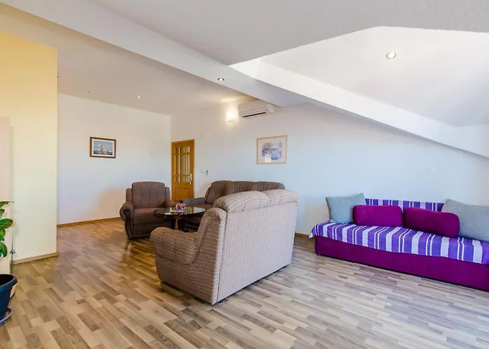 Apartamento Zrno